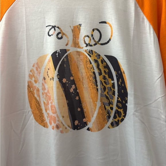 Orange and White Women’s Pumpkin Shirt NWOT - Picture 2 of 3